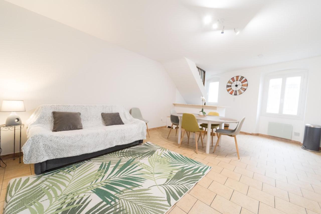 Апартаменты Ravissant Triplex Et Duplex Au Centre De Pont St Esprit Экстерьер фото