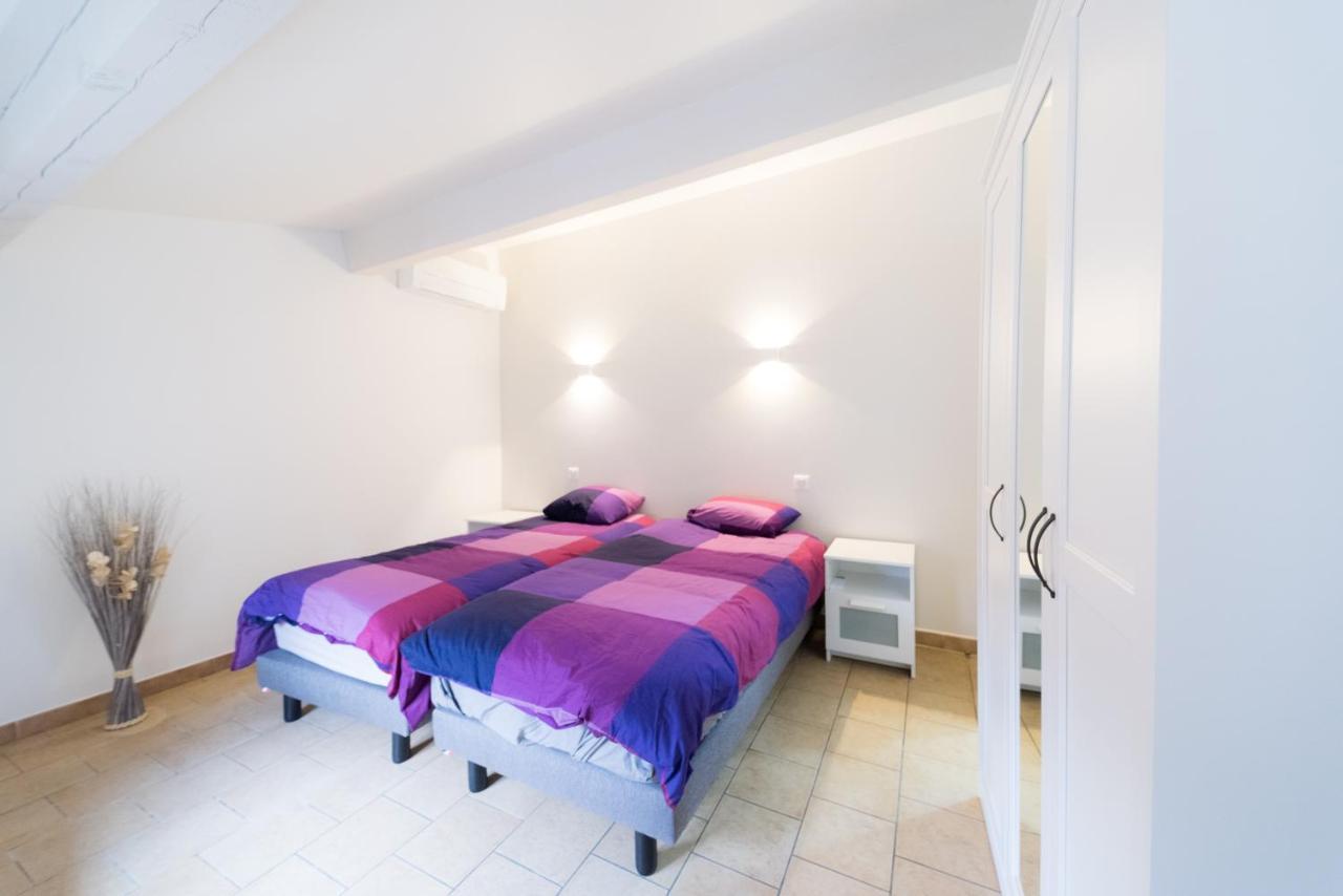 Апартаменты Ravissant Triplex Et Duplex Au Centre De Pont St Esprit Экстерьер фото