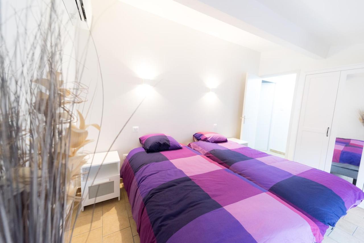 Апартаменты Ravissant Triplex Et Duplex Au Centre De Pont St Esprit Экстерьер фото