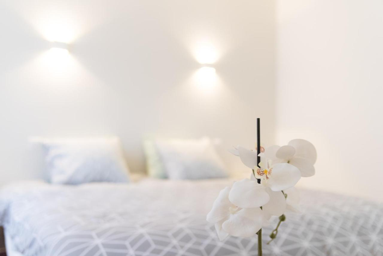 Апартаменты Ravissant Triplex Et Duplex Au Centre De Pont St Esprit Экстерьер фото
